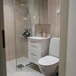 Glorious Two-floor House, 4 Bedrooms, Sauna, Park *