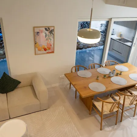 Glorious Two-floor House, 4 Bedrooms, Sauna, Park *