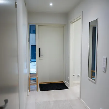 Glorious Two-floor House, 4 Bedrooms, Sauna, Park