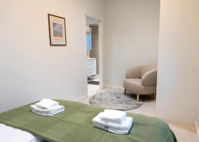 Дом отдыха Glorious Two-floor House, 4 Bedrooms, Sauna, Park