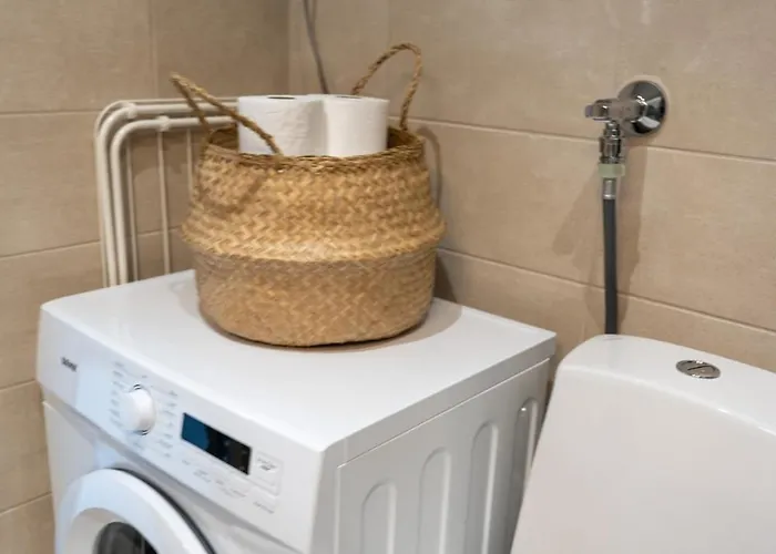 Glorious Two-floor House, 4 Bedrooms, Sauna, Park Дом отдыха *